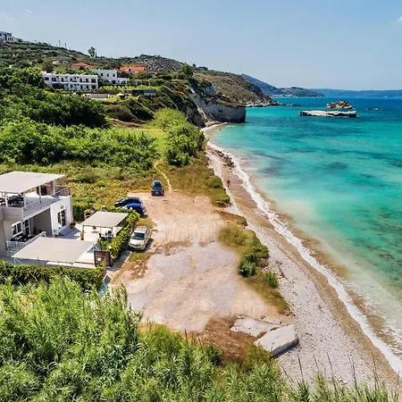 Grekodes Kera, Seafront Villa