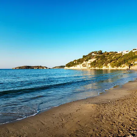 Grekodes Kera, Seafront *