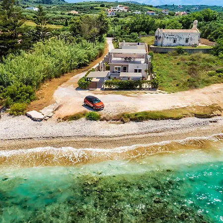 Grekodes Kera, Seafront Villa