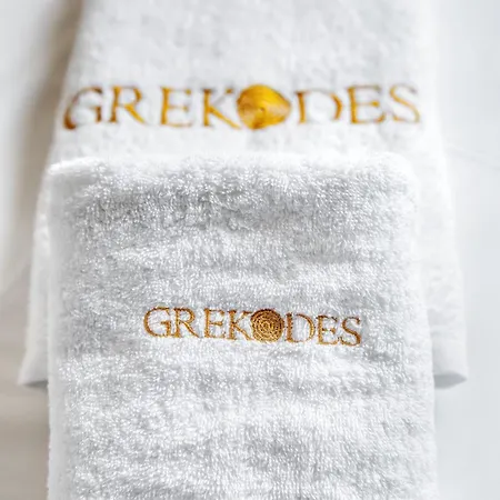 Grekodes Kera, Seafront *
